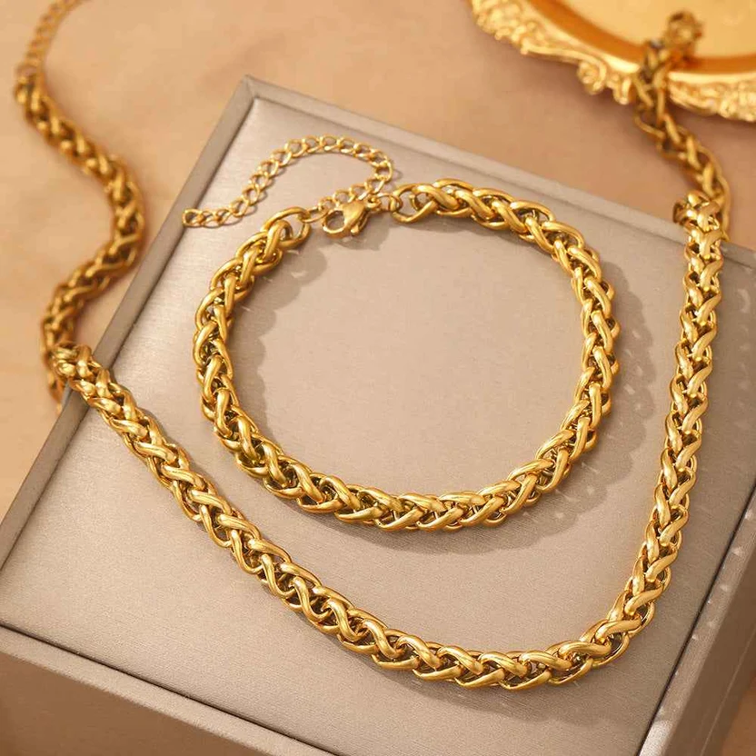 Gold chain accessories